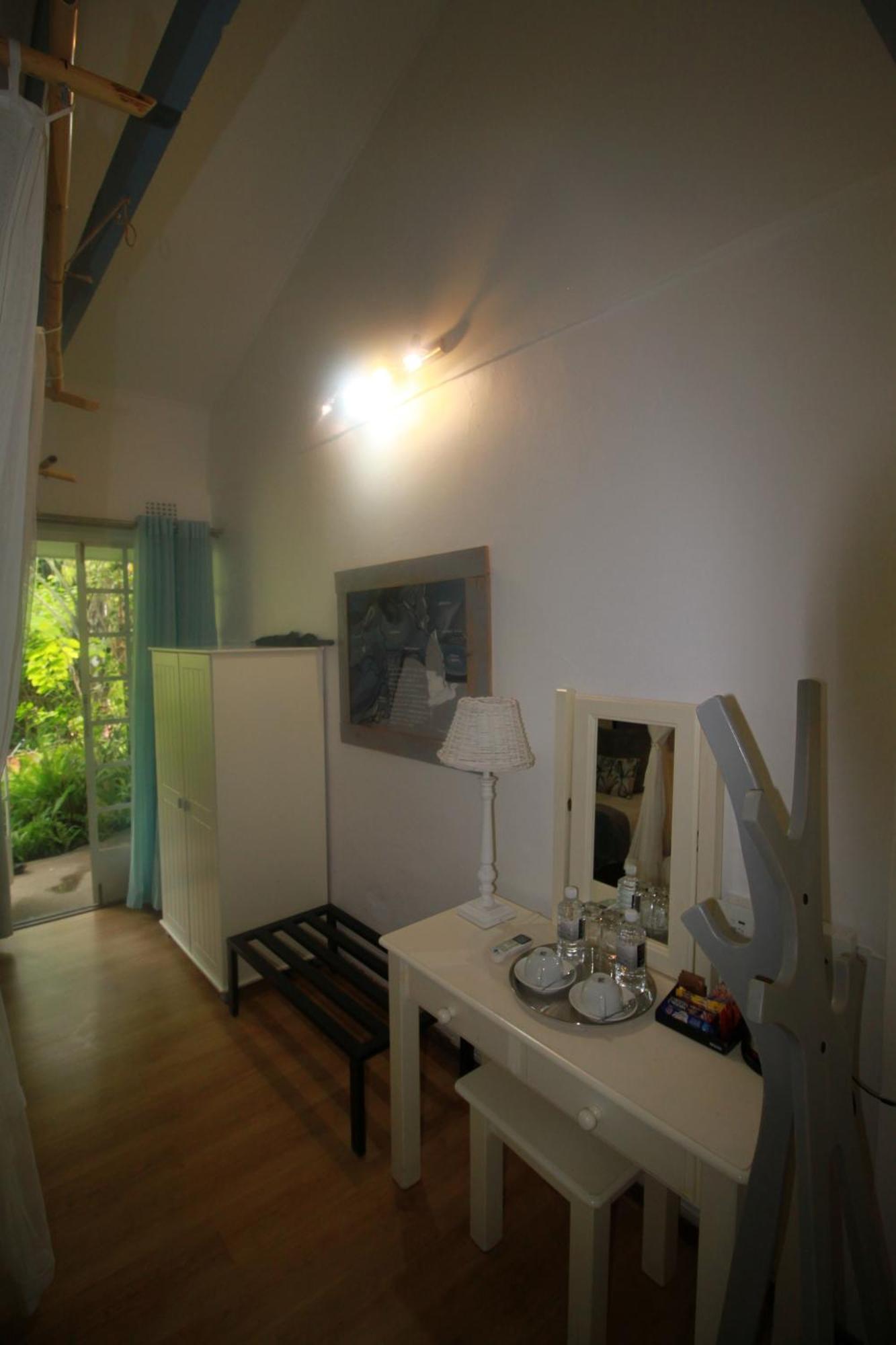 Bed and Breakfast The Old House Kasane Exterior foto