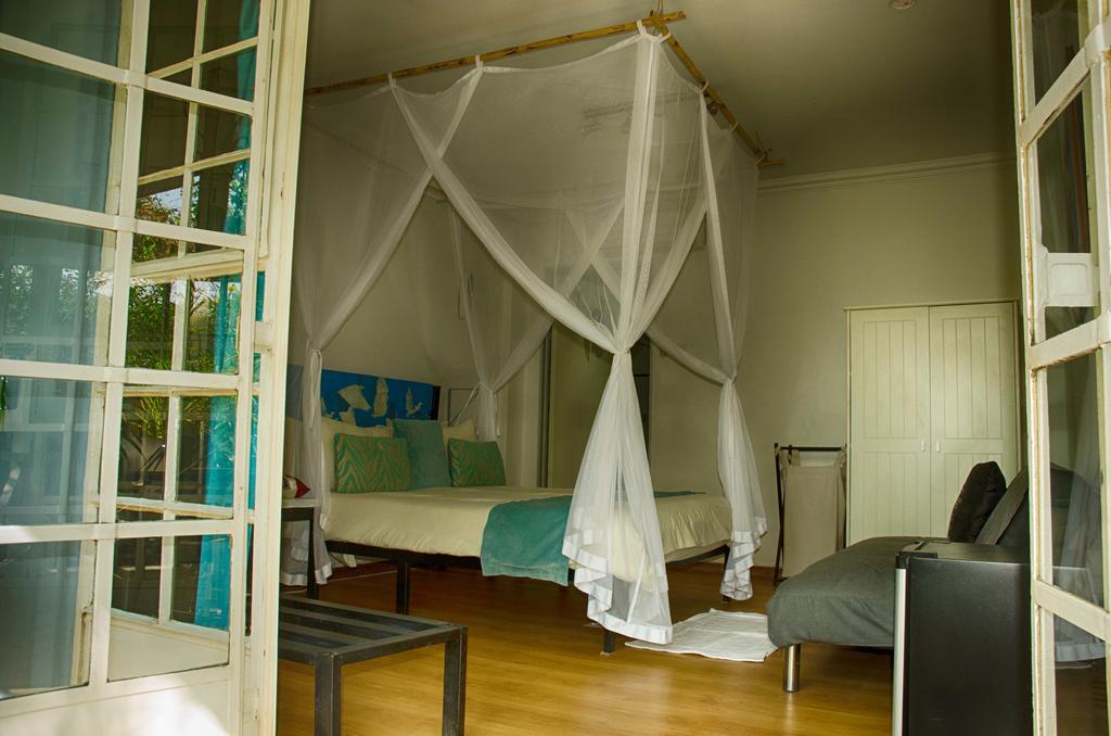 Bed and Breakfast The Old House Kasane Exterior foto